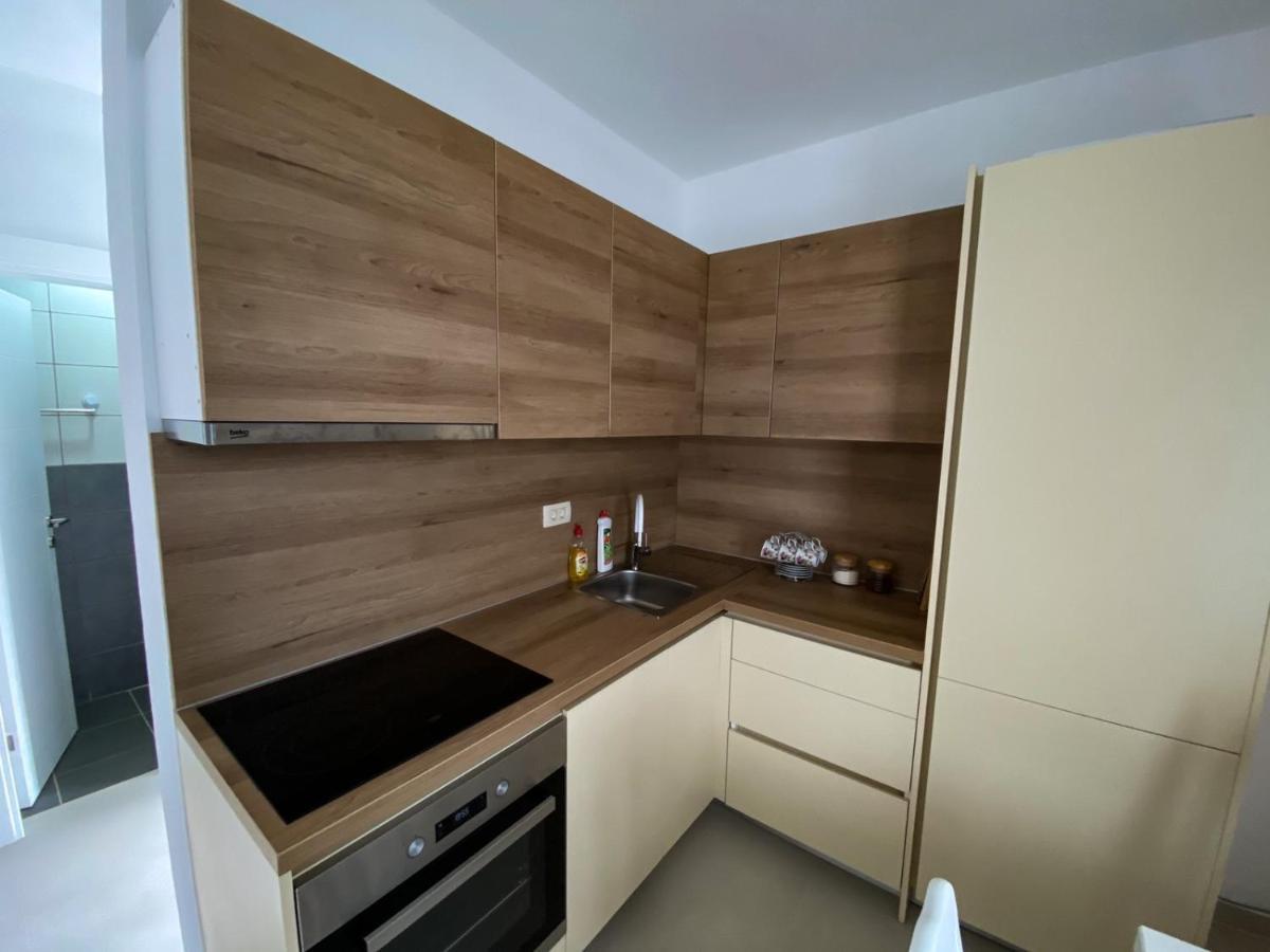As Apartmani Budva Luaran gambar