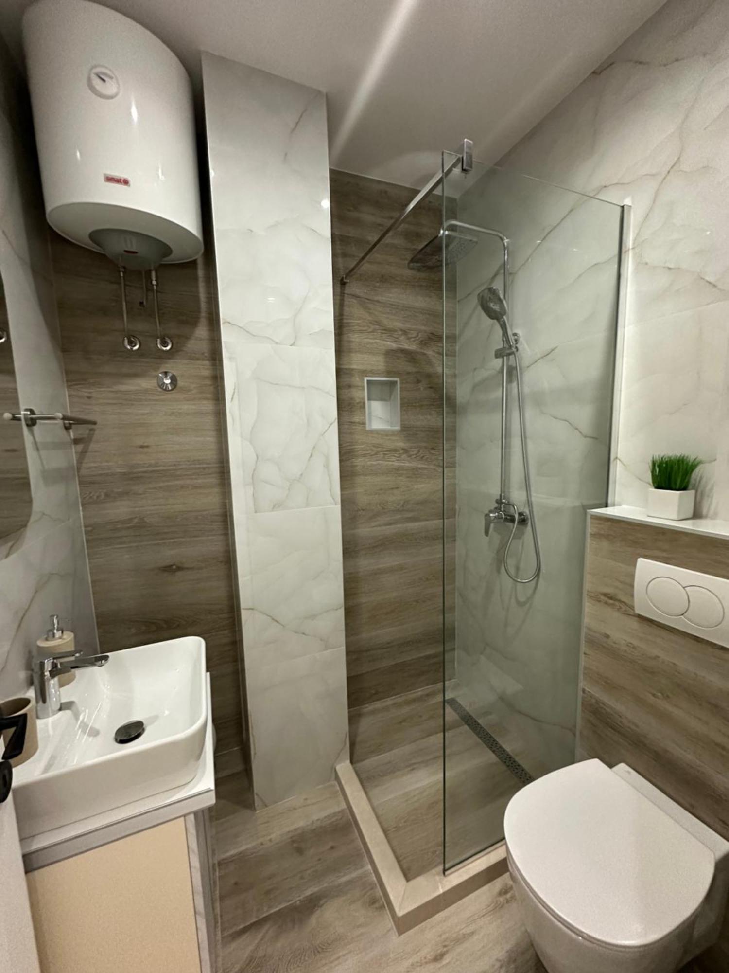 As Apartmani Budva Luaran gambar