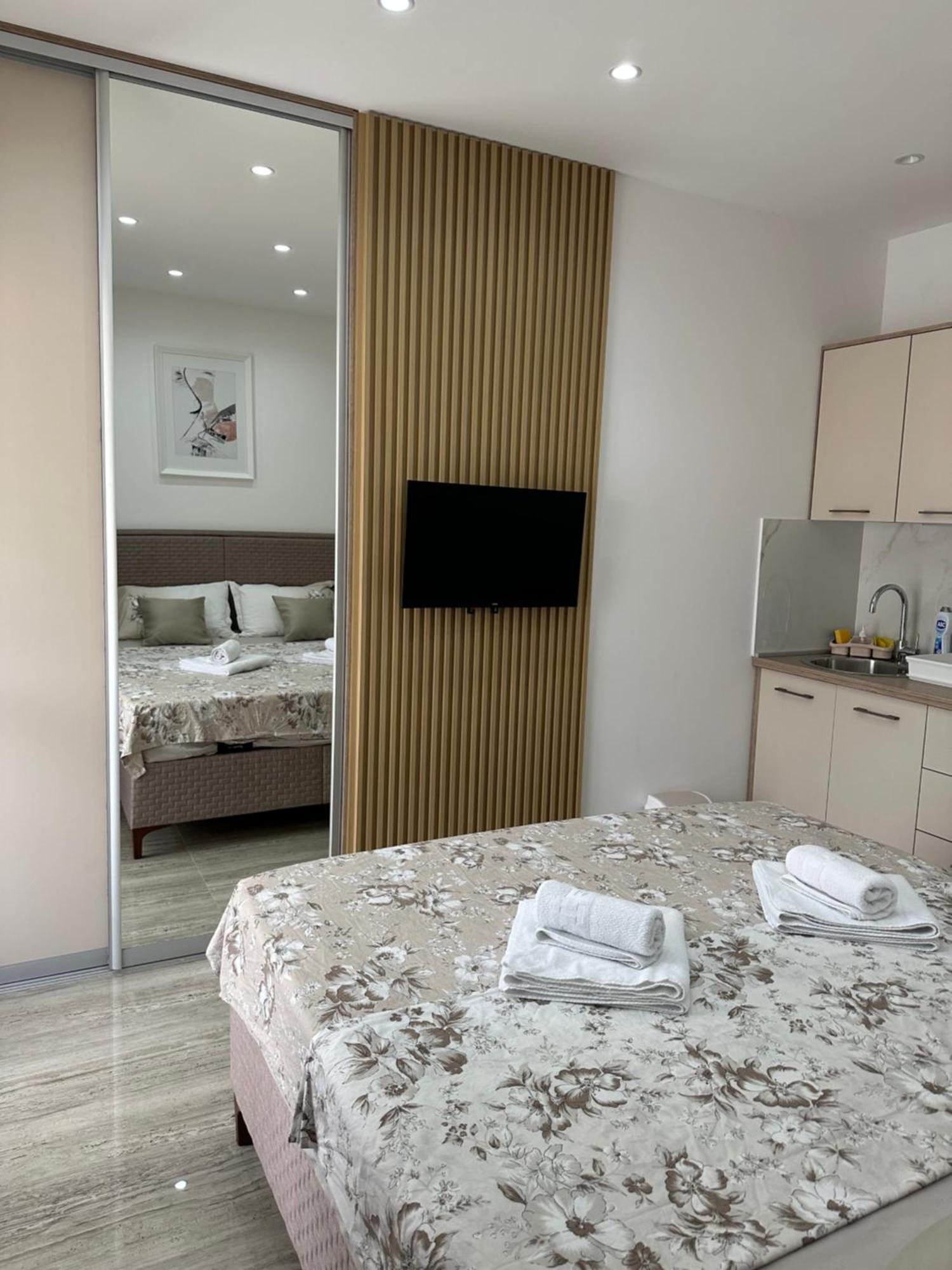 As Apartmani Budva Luaran gambar