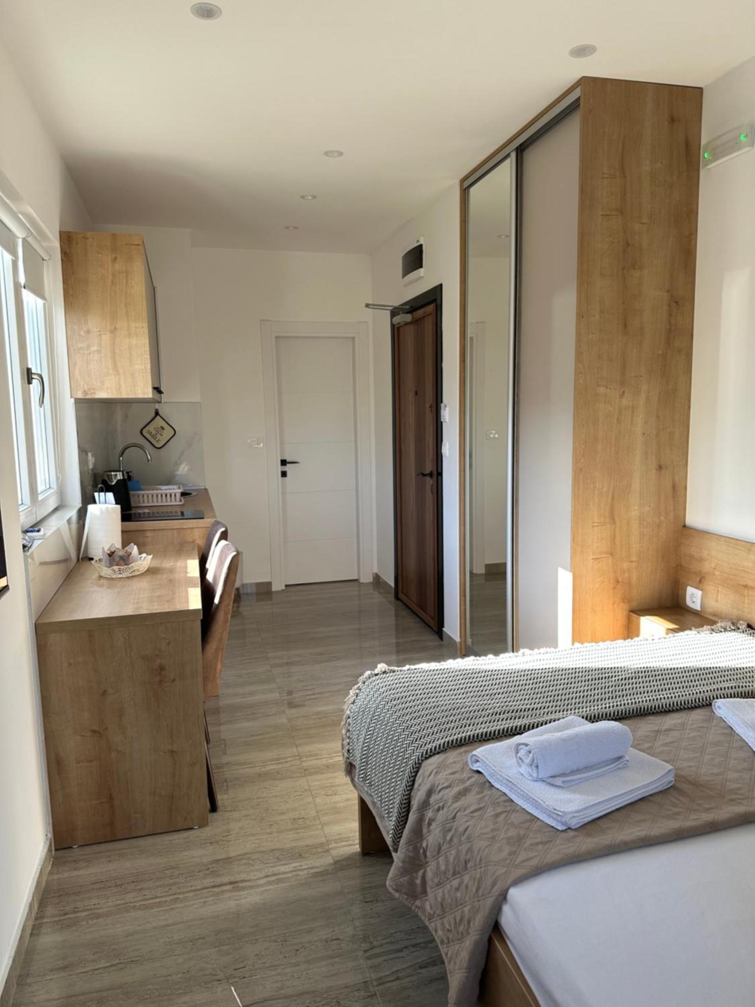 As Apartmani Budva Luaran gambar