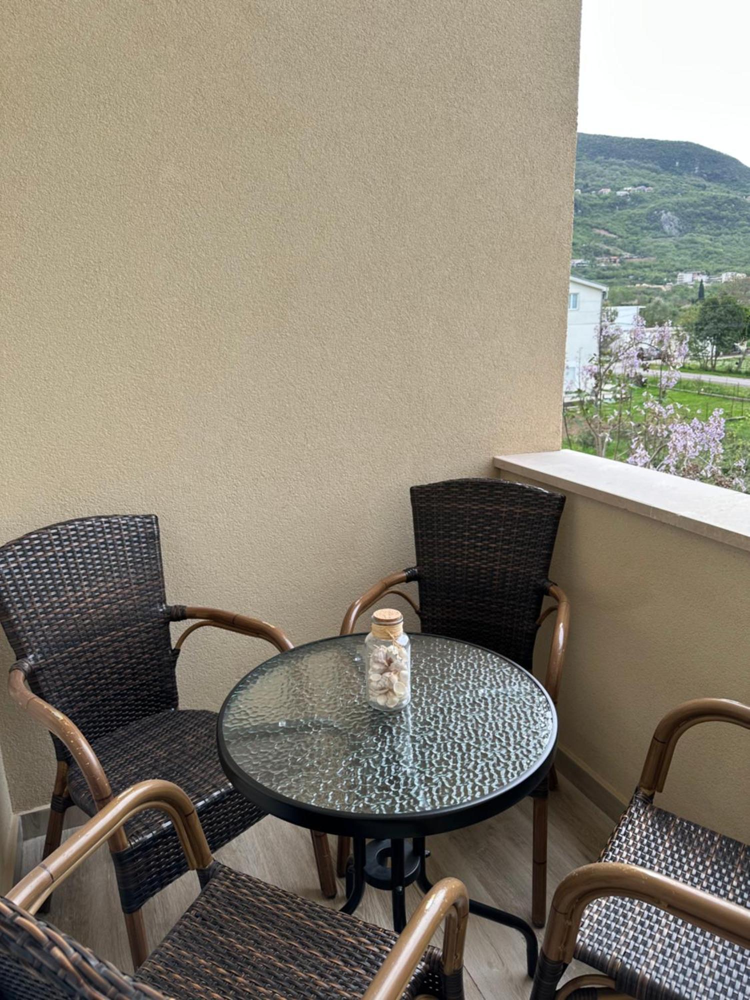 As Apartmani Budva Luaran gambar