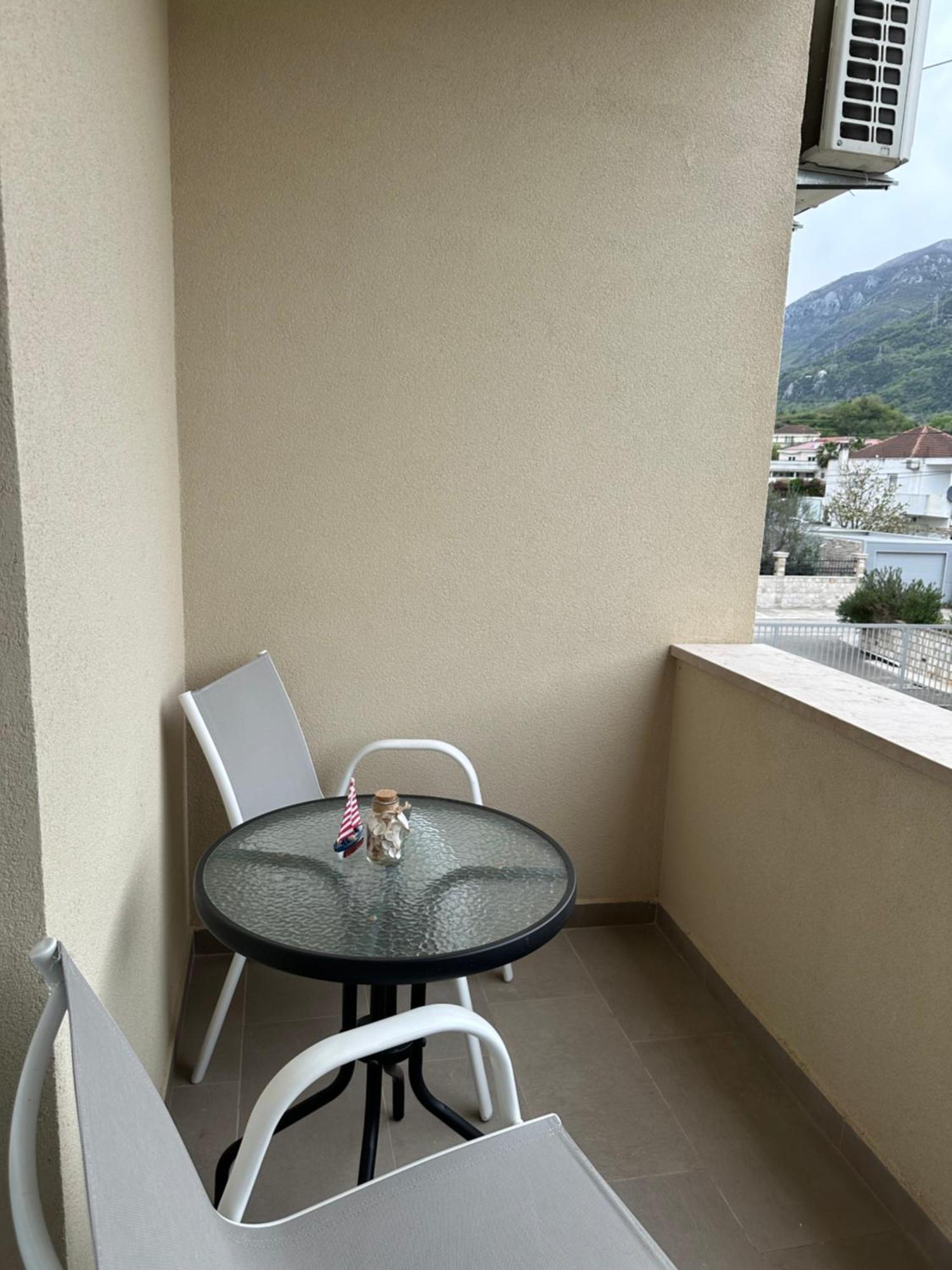 As Apartmani Budva Luaran gambar
