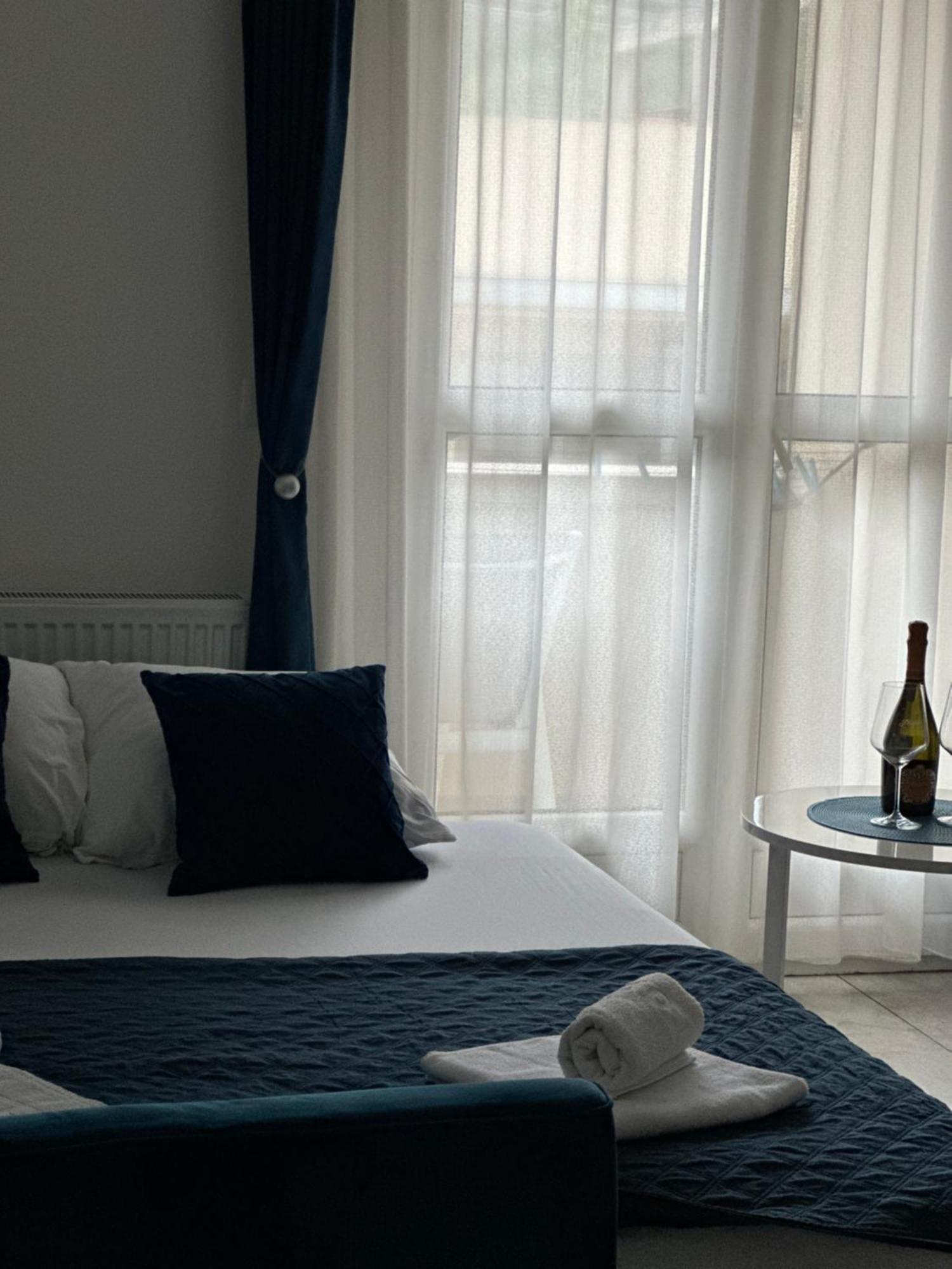 As Apartmani Budva Luaran gambar