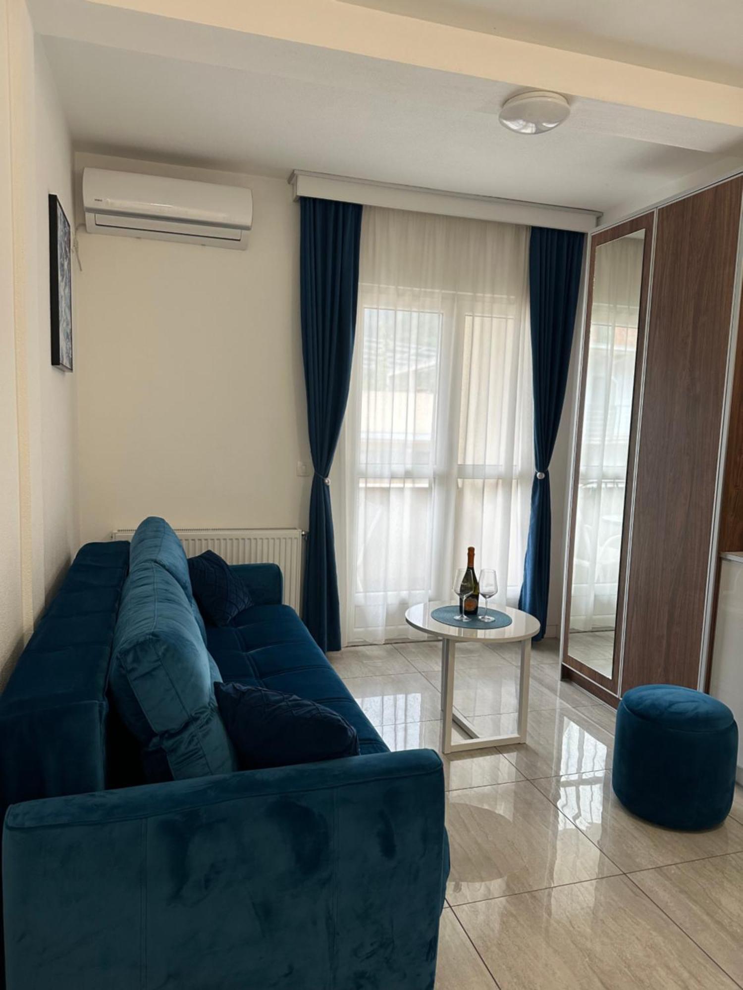 As Apartmani Budva Luaran gambar